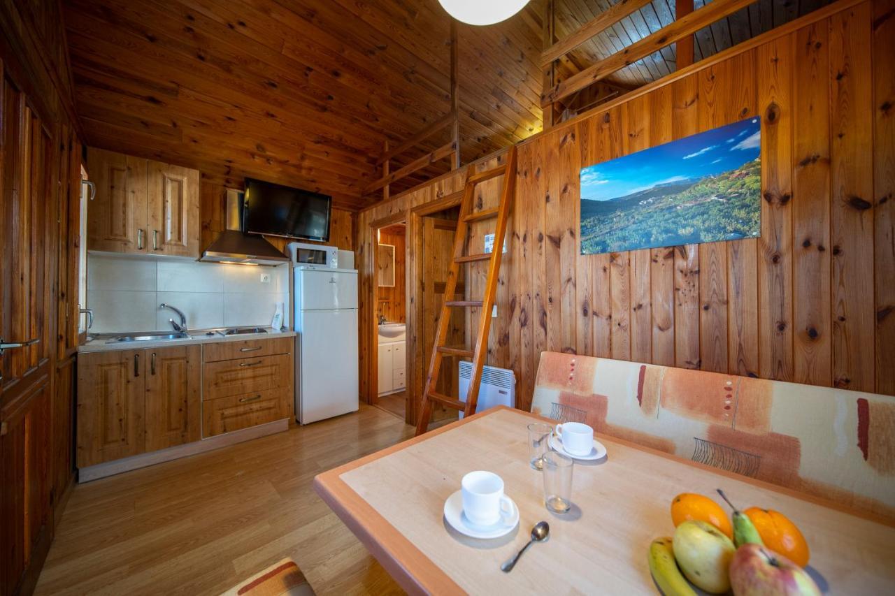 Camping Bungalow Serra De Prades Resort Vilanova de Prades Esterno foto