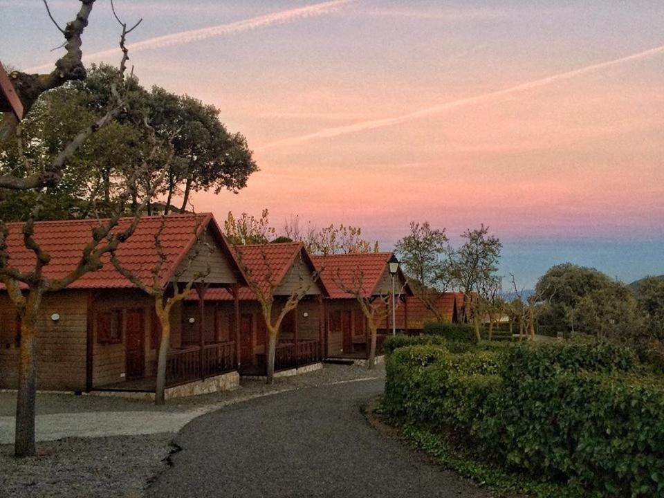 Camping Bungalow Serra De Prades Resort Vilanova de Prades Esterno foto