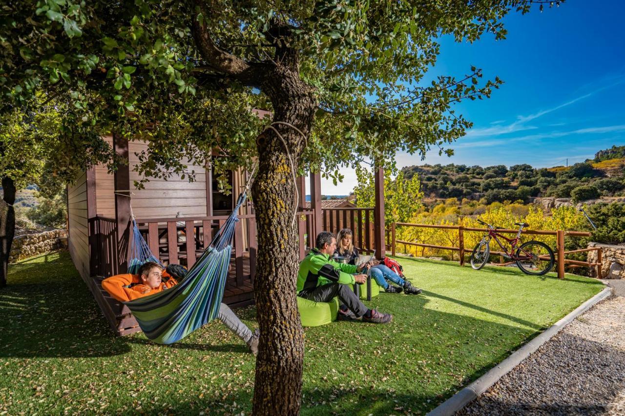 Camping Bungalow Serra De Prades Resort Vilanova de Prades Esterno foto