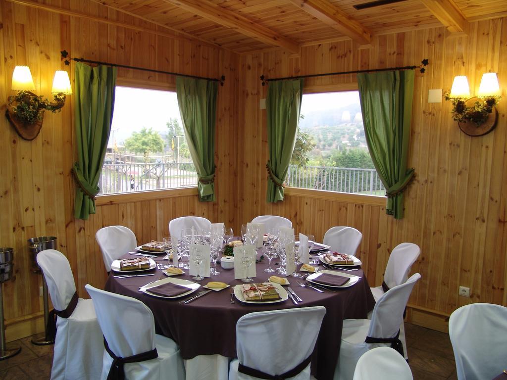 Camping Bungalow Serra De Prades Resort Vilanova de Prades Esterno foto